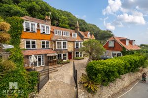 Photo 3- click for photo gallery